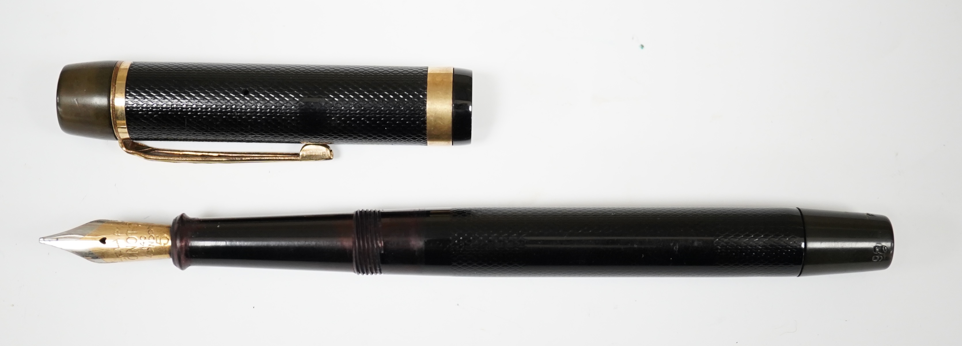 A De la Rue BCHR No.6234 piston fill fountain pen, 14ct. No.5 nib